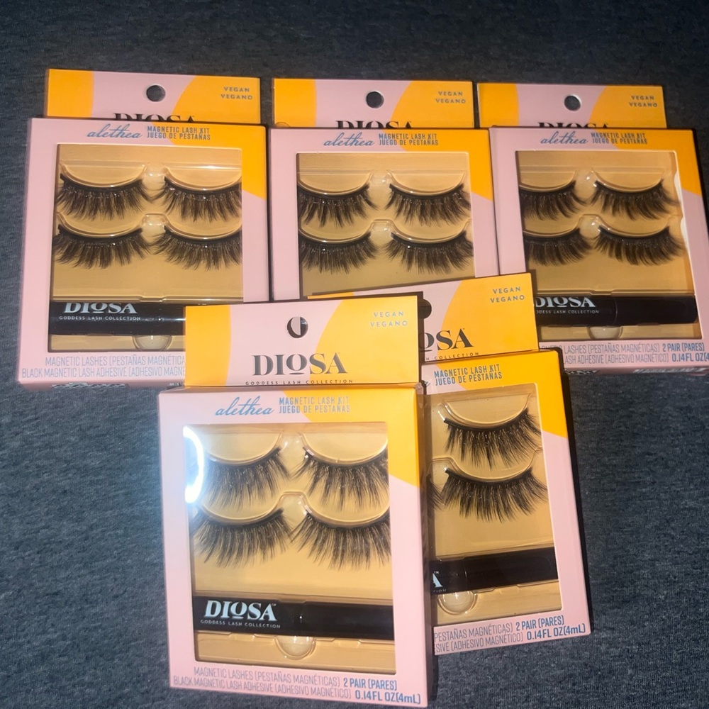 DIOSA Vegan Magnetic Lashes - Black